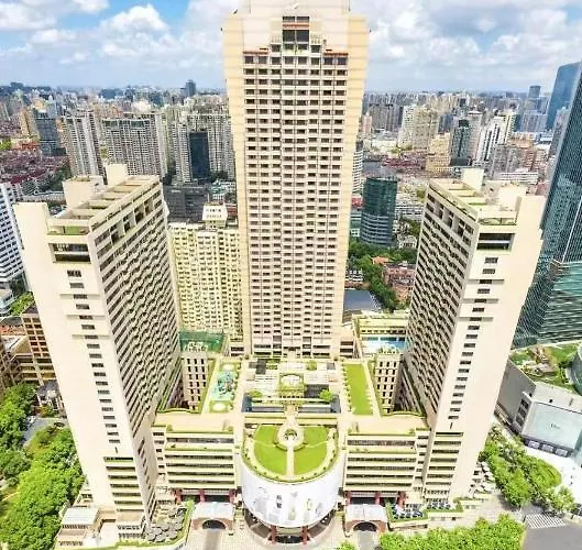 Ping Pong hotel: Shanghai Centre Serviced Apartment